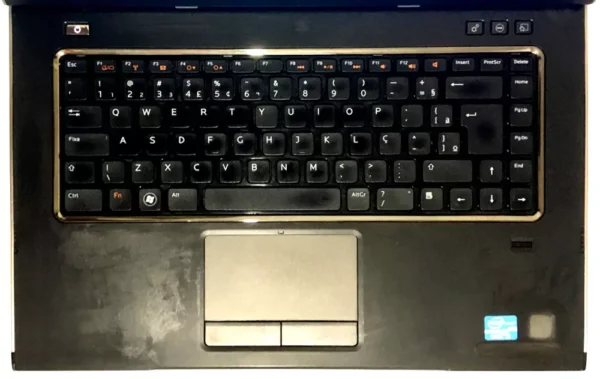 Notebook Dell Vostro 3560 (Core I5, 4GB de RAM e 500GB de HD)